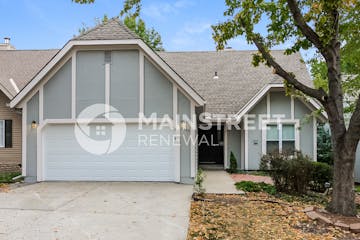 8425 N CHATHAM AVE Kansas City, MO 64154